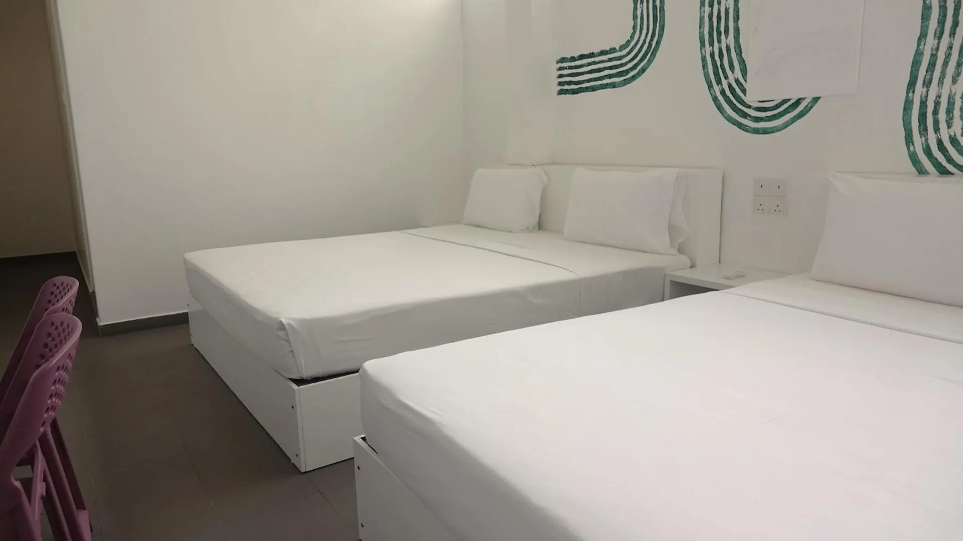 Hotel J Negombo 3*,