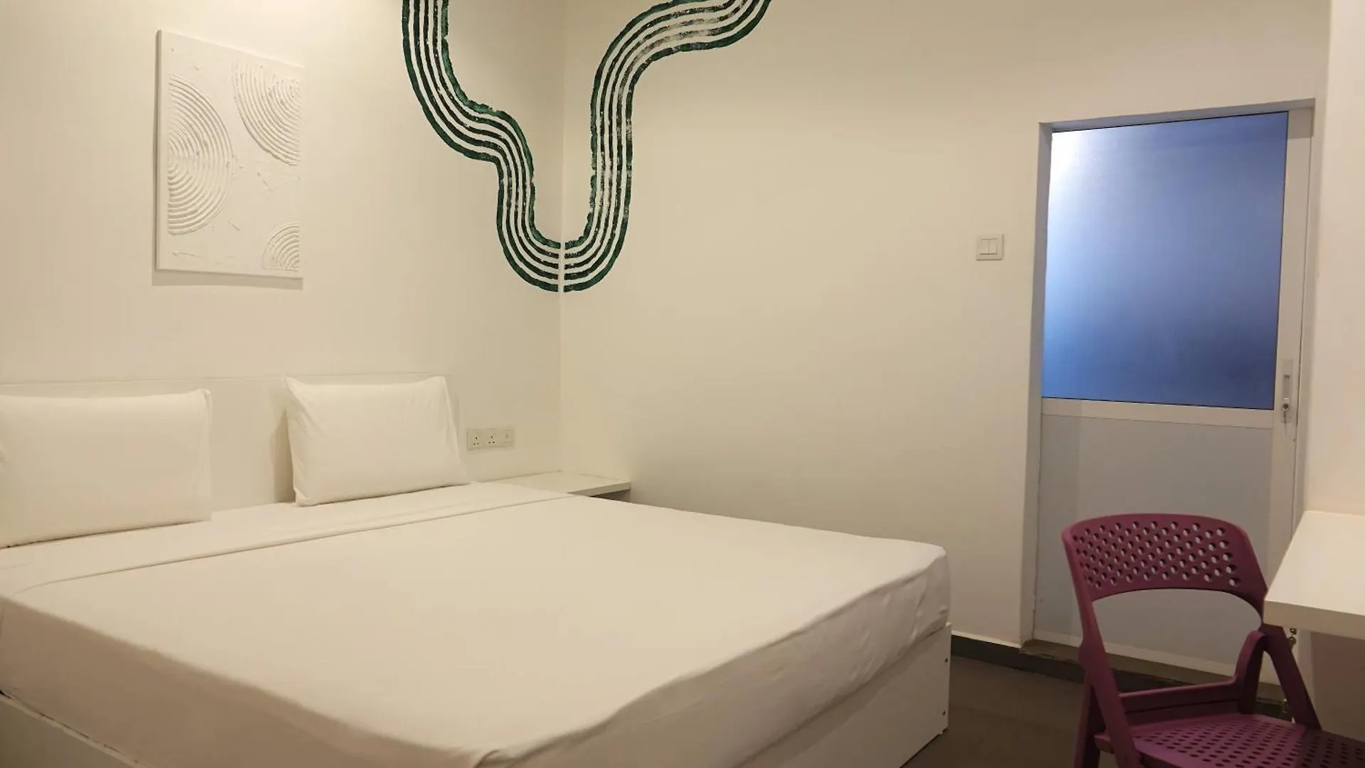 ***  Hotel J Negombo Sri Lanka